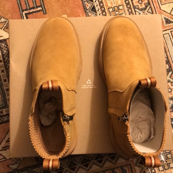 NIB Madewell Henry lugsole suede boots size 8.5 - Picture 3 of 8